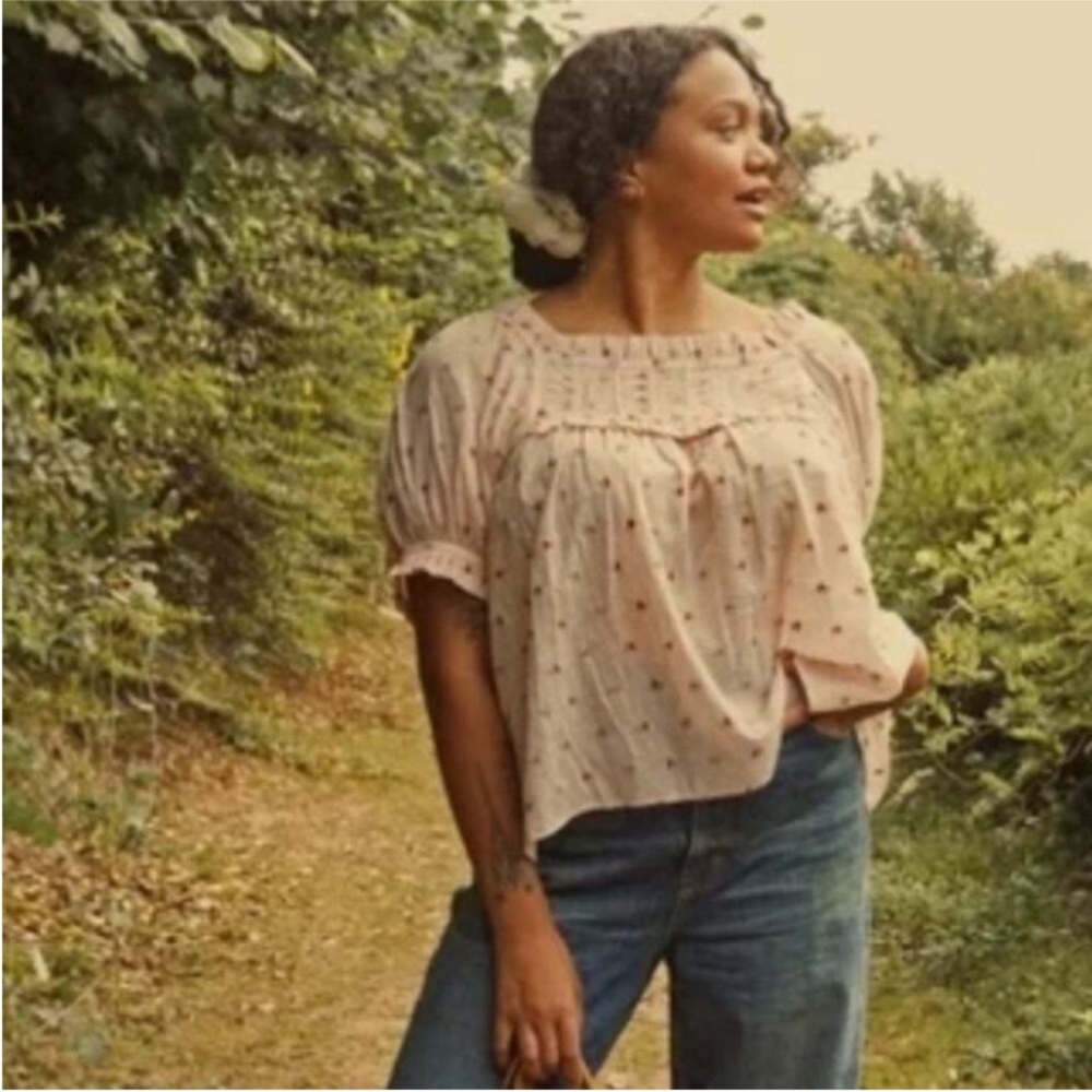 Doen Frances Blouse with Embroidered Floral Pattern in Blush-